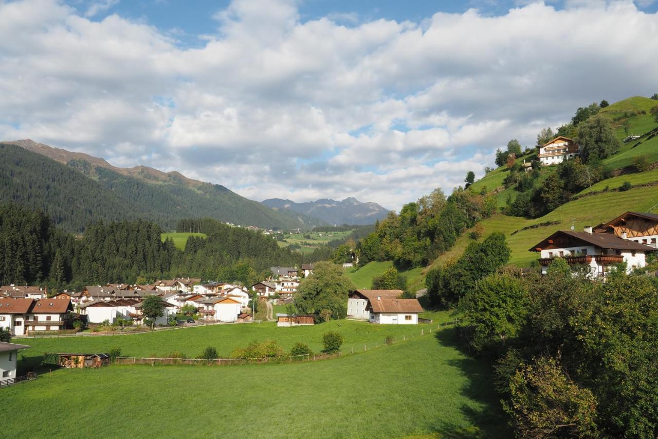 Naturhotel Haller Racines Bagian luar foto